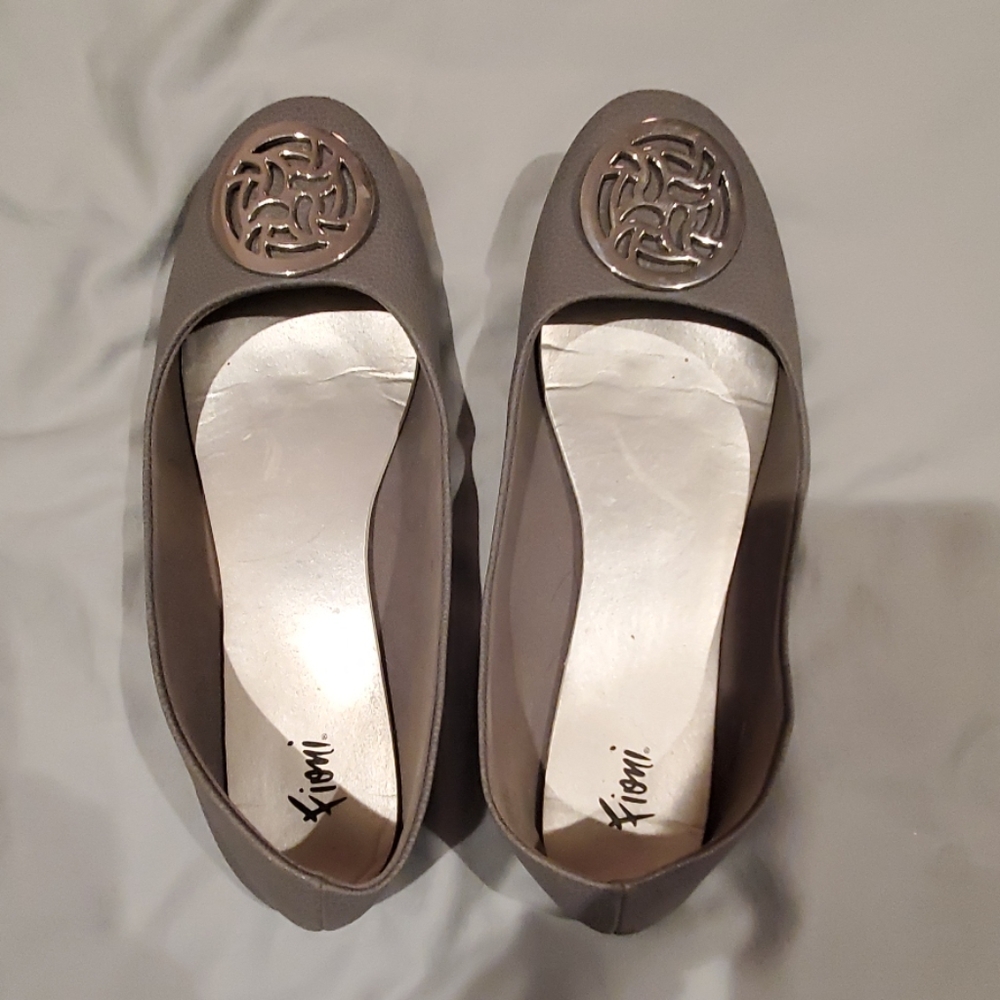 Grey Flats